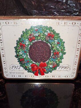 Oreo Christmas 75-year Commeration Tin Vintage
